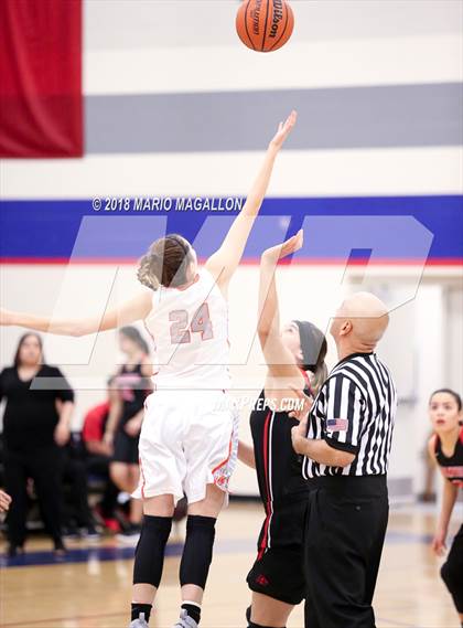 Thumbnail 2 in Palmview vs United (UIL 6A Bi-District Playoff) photogallery.