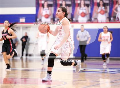 Thumbnail 1 in Palmview vs United (UIL 6A Bi-District Playoff) photogallery.