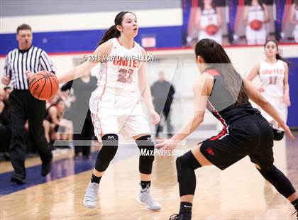Thumbnail 2 in Palmview vs United (UIL 6A Bi-District Playoff) photogallery.
