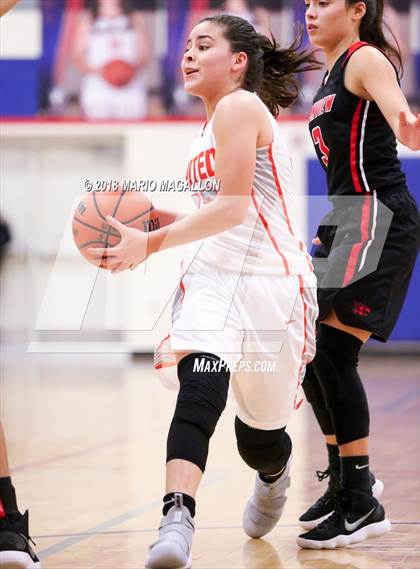 Thumbnail 3 in Palmview vs United (UIL 6A Bi-District Playoff) photogallery.