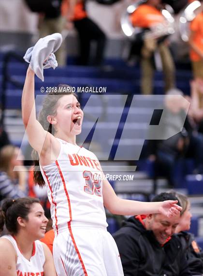 Thumbnail 1 in Palmview vs United (UIL 6A Bi-District Playoff) photogallery.