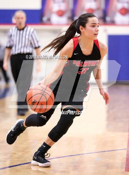 Thumbnail 2 in Palmview vs United (UIL 6A Bi-District Playoff) photogallery.