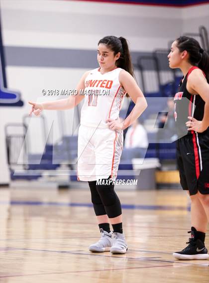 Thumbnail 3 in Palmview vs United (UIL 6A Bi-District Playoff) photogallery.