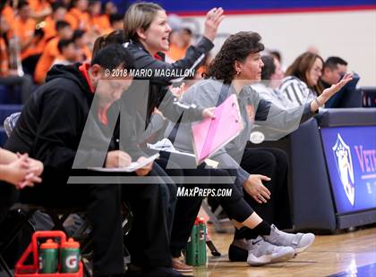 Thumbnail 3 in Palmview vs United (UIL 6A Bi-District Playoff) photogallery.