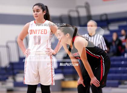 Thumbnail 3 in Palmview vs United (UIL 6A Bi-District Playoff) photogallery.