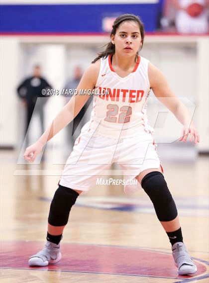 Thumbnail 3 in Palmview vs United (UIL 6A Bi-District Playoff) photogallery.