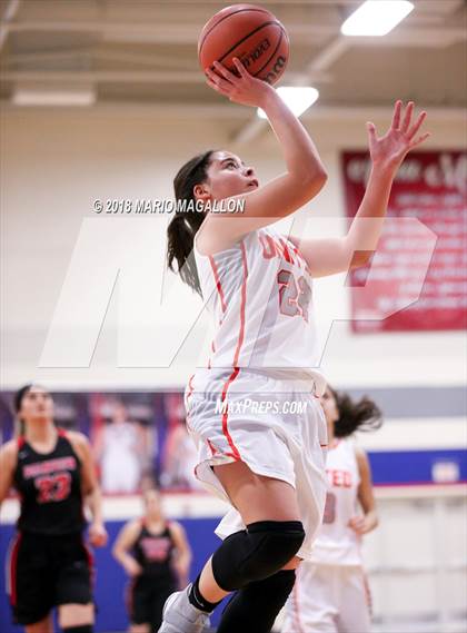 Thumbnail 2 in Palmview vs United (UIL 6A Bi-District Playoff) photogallery.