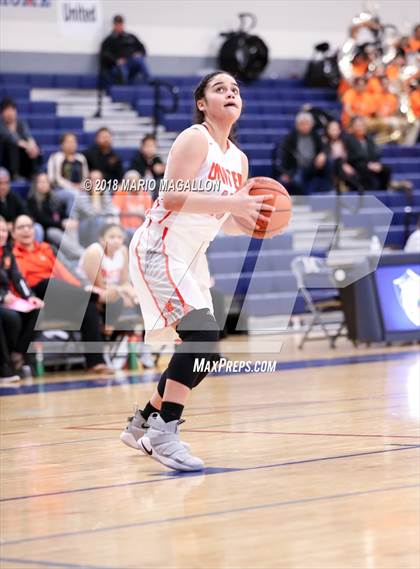 Thumbnail 2 in Palmview vs United (UIL 6A Bi-District Playoff) photogallery.