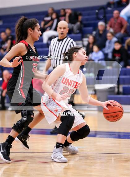 Thumbnail 1 in Palmview vs United (UIL 6A Bi-District Playoff) photogallery.