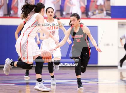 Thumbnail 1 in Palmview vs United (UIL 6A Bi-District Playoff) photogallery.