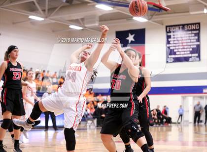 Thumbnail 1 in Palmview vs United (UIL 6A Bi-District Playoff) photogallery.