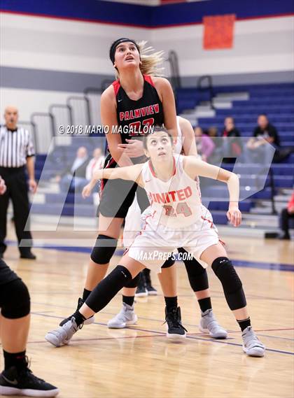 Thumbnail 3 in Palmview vs United (UIL 6A Bi-District Playoff) photogallery.