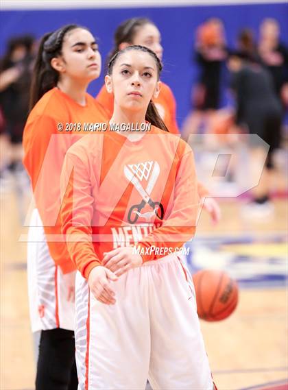 Thumbnail 2 in Palmview vs United (UIL 6A Bi-District Playoff) photogallery.