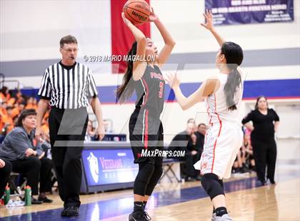 Thumbnail 1 in Palmview vs United (UIL 6A Bi-District Playoff) photogallery.
