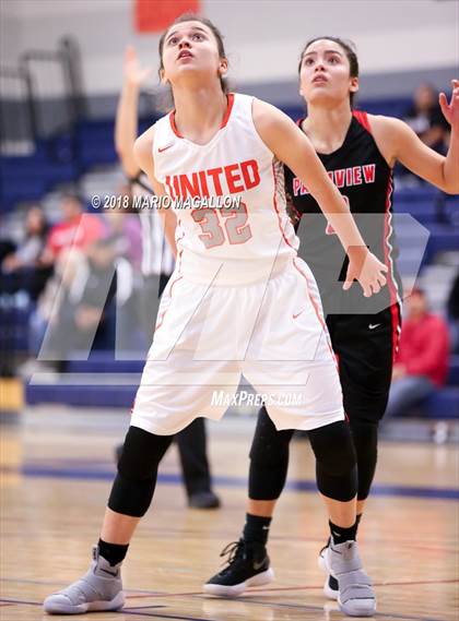 Thumbnail 3 in Palmview vs United (UIL 6A Bi-District Playoff) photogallery.