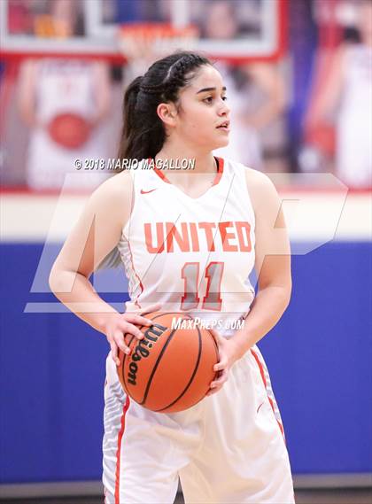 Thumbnail 1 in Palmview vs United (UIL 6A Bi-District Playoff) photogallery.