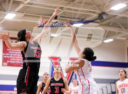 Thumbnail 3 in Palmview vs United (UIL 6A Bi-District Playoff) photogallery.