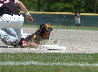 Thumbnail 2 in Amity vs. Fitch (CIAC Class LL Quarterfinal) photogallery.