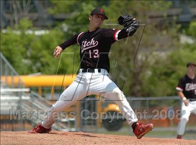 Thumbnail 2 in Amity vs. Fitch (CIAC Class LL Quarterfinal) photogallery.