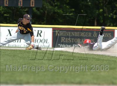 Thumbnail 2 in Amity vs. Fitch (CIAC Class LL Quarterfinal) photogallery.