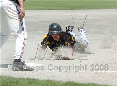 Thumbnail 1 in Amity vs. Fitch (CIAC Class LL Quarterfinal) photogallery.