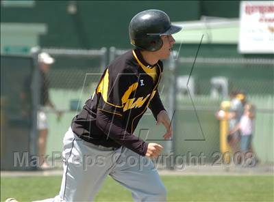 Thumbnail 2 in Amity vs. Fitch (CIAC Class LL Quarterfinal) photogallery.
