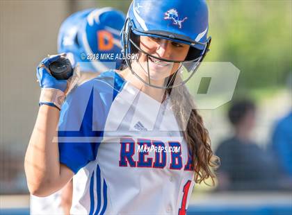 Thumbnail 3 in Red Bank vs Sale Creek photogallery.