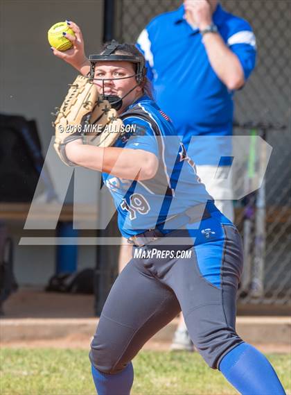 Thumbnail 1 in Red Bank vs Sale Creek photogallery.