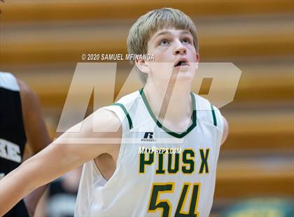 Thumbnail 1 in Burke @ Pius X photogallery.