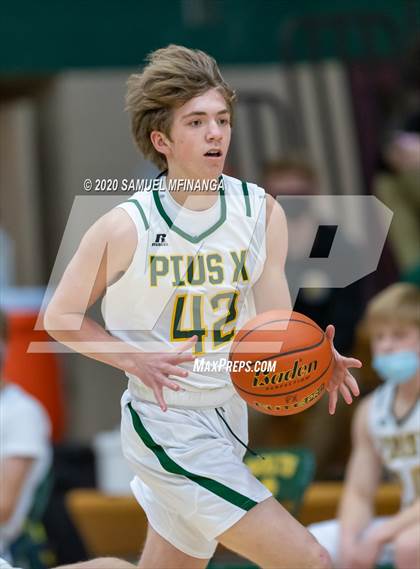 Thumbnail 1 in Burke @ Pius X photogallery.