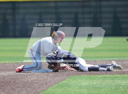 Thumbnail 3 in Juan Diego Catholic vs. American Leadership Academy (UHSAA 3A Championship) photogallery.