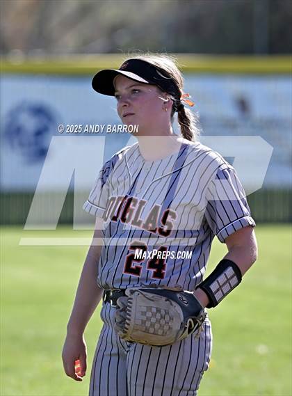 Thumbnail 2 in Douglas @ Spanish Springs photogallery.