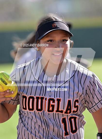 Thumbnail 1 in Douglas @ Spanish Springs photogallery.