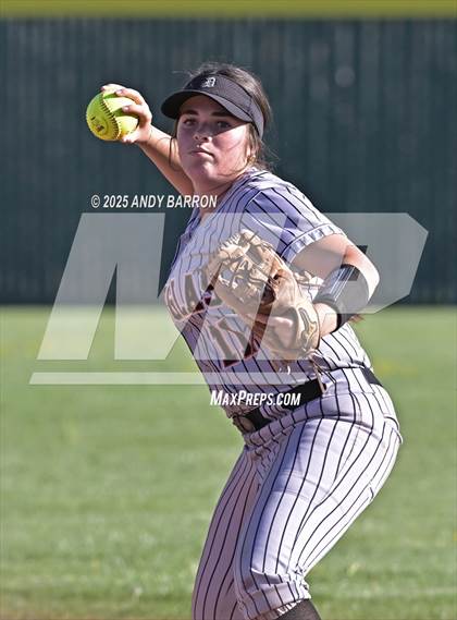 Thumbnail 2 in Douglas @ Spanish Springs photogallery.