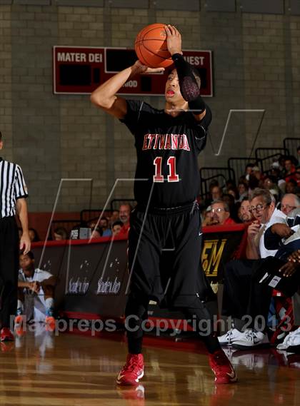 Thumbnail 1 in Loyola vs. Etiwanda (Nike Extravagnaza) photogallery.