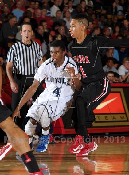 Thumbnail 2 in Loyola vs. Etiwanda (Nike Extravagnaza) photogallery.
