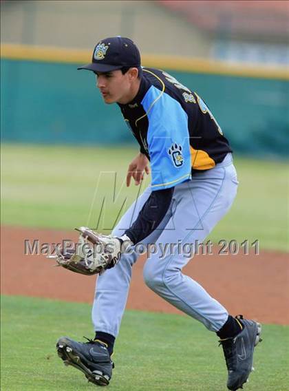 Thumbnail 3 in Palisades vs. San Ysidro (San Diego Lions Tournament) photogallery.