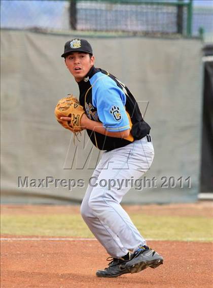 Thumbnail 3 in Palisades vs. San Ysidro (San Diego Lions Tournament) photogallery.