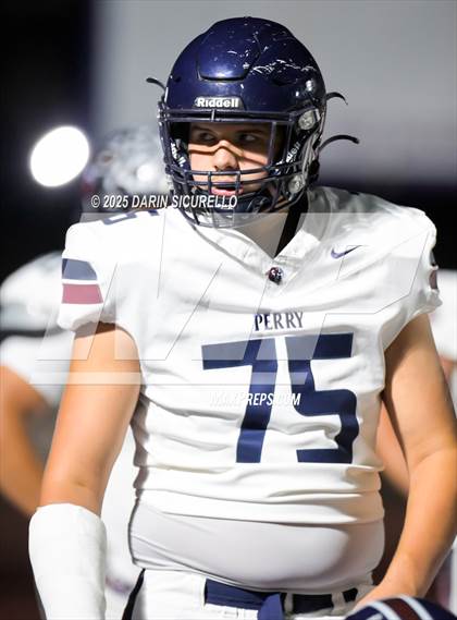 Thumbnail 1 in Perry @ Mesa photogallery.