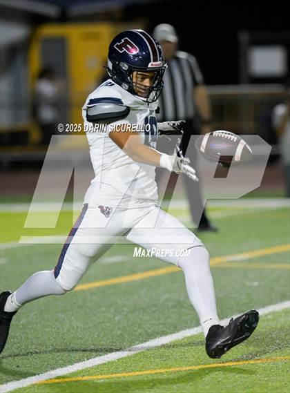 Thumbnail 3 in Perry @ Mesa photogallery.