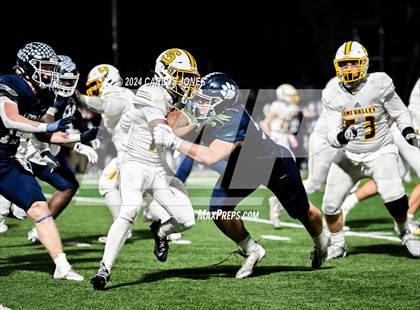 Thumbnail 3 in Simi Valley vs. Loyola (CIF SS Division 3 Semifinal) photogallery.