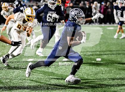 Thumbnail 1 in Simi Valley vs. Loyola (CIF SS Division 3 Semifinal) photogallery.