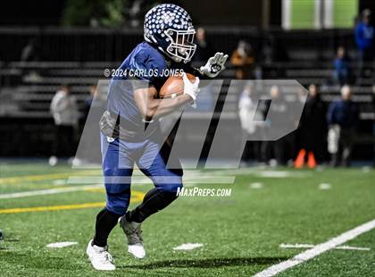 Thumbnail 3 in Simi Valley vs. Loyola (CIF SS Division 3 Semifinal) photogallery.
