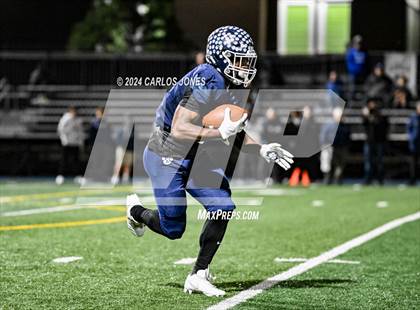 Thumbnail 3 in Simi Valley vs. Loyola (CIF SS Division 3 Semifinal) photogallery.