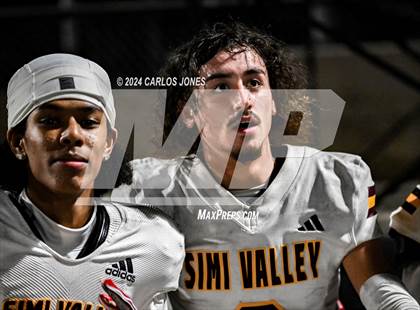 Thumbnail 2 in Simi Valley vs. Loyola (CIF SS Division 3 Semifinal) photogallery.