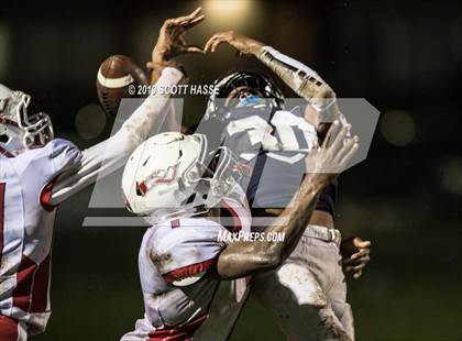Thumbnail 2 in Everett vs. East Lansing photogallery.
