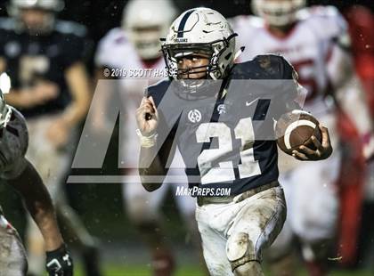 Thumbnail 2 in Everett vs. East Lansing photogallery.