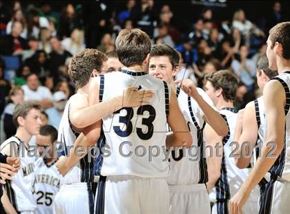 Thumbnail 2 in Lincoln vs. La Costa Canyon (CIF D2 SoCal Regional Final) photogallery.