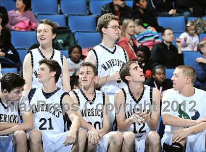 Thumbnail 2 in Lincoln vs. La Costa Canyon (CIF D2 SoCal Regional Final) photogallery.