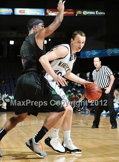 Thumbnail 1 in Lincoln vs. La Costa Canyon (CIF D2 SoCal Regional Final) photogallery.